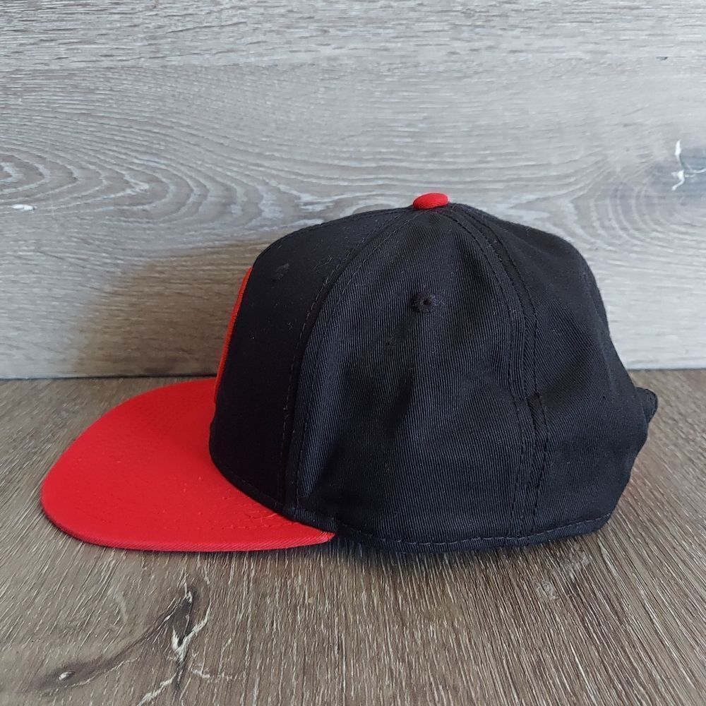 Marvel Deadpool Icon Snapback Hat OSFM - Picture 3 of 6